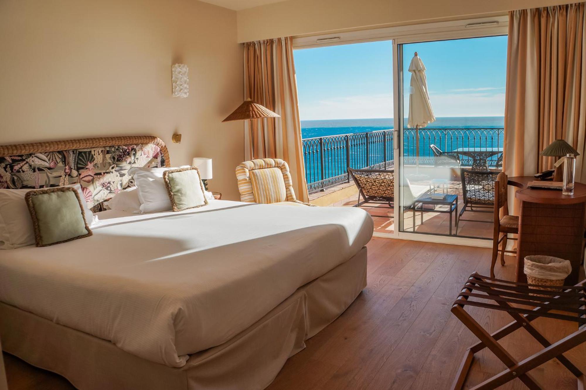 Hotel La Perouse Baie Des Anges Nice